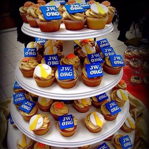 Meet your Posher, Eva - Picture 3 of 4